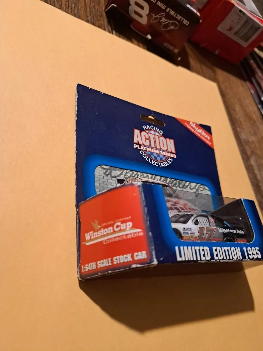 Vintage 1995 Racing Action Platinum #17 Darrell Waltrip NASCAR Die-Cast Race Car